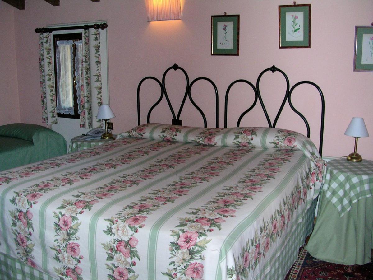 Agriturismo Corte Bebbi Bibbiano  Exterior foto